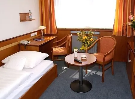 Hotel Harmony Club