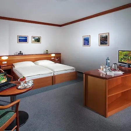Harmony Club Szálloda 3*
