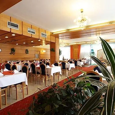 Hotel Harmony Club