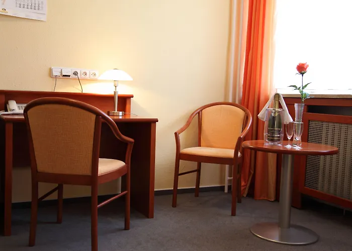 Hotel Harmony Club