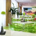호텔 Harmony Club