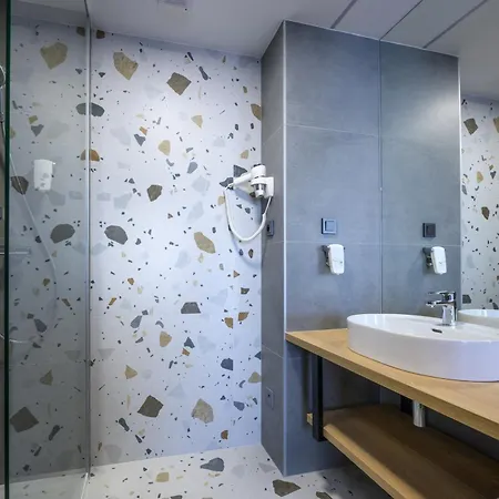 Harmony Club Hotell 3*