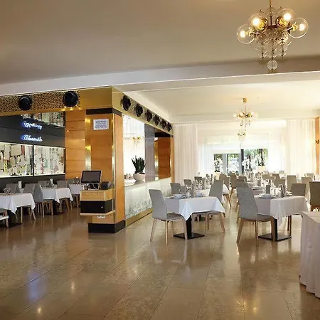 Harmony Club Otel 3*