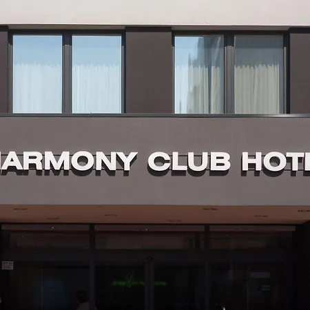 ホテル Harmony Club
