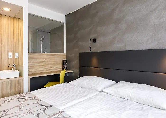 Harmony Club Hotell 3*